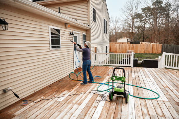 Best Deck Cleaning Services  in Westbury, NY