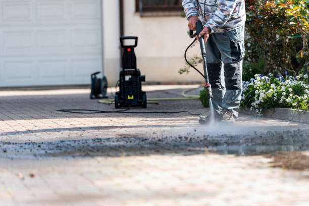 Best Garage Pressure Washing  in Westbury, NY
